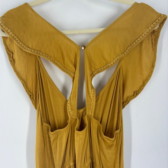 Xhileration Sleeveless Mustard Yellow V-Neck Ruffle Jumpsuit Romper Size M - Picture 5 of 13